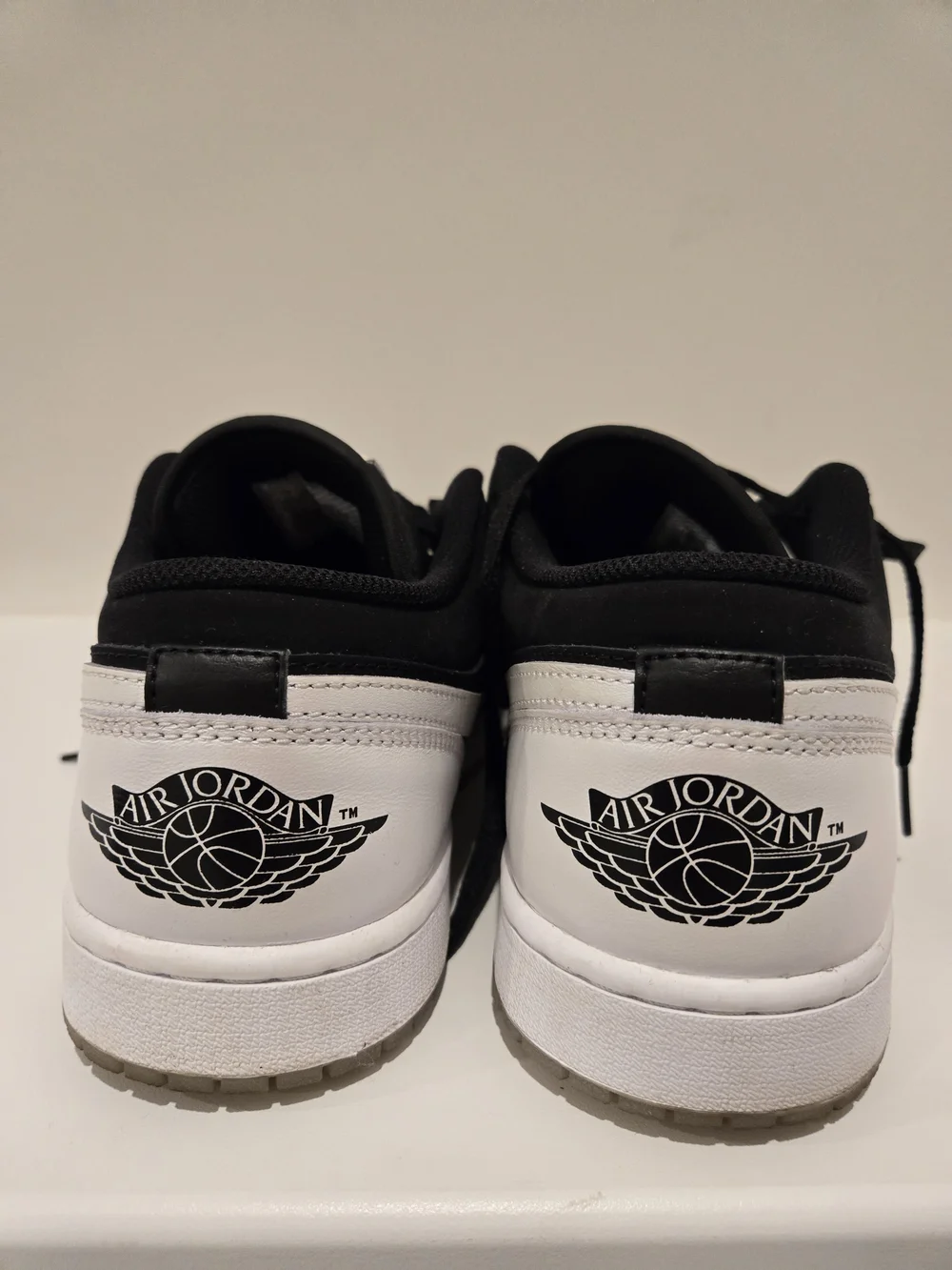 Nike Air Jordan 1 Low 